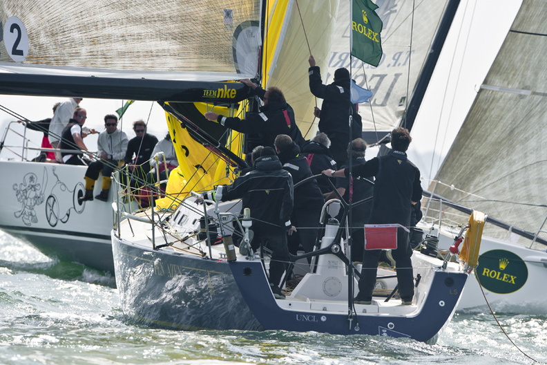 PEN AZEN, Sail No: FRA 122, Team: FRA Yellow, Class: 2, Skipper: Philippe Delaporte, Design: J 122