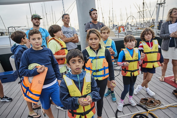 Young Opi sailors from Real Club Nautico de Arrecife visit the boats
