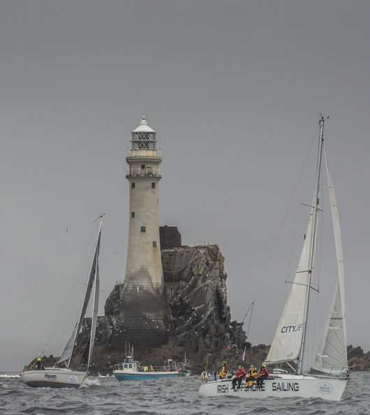 Desert Star and Haven KJ Enigma round the Fastnet Rock
