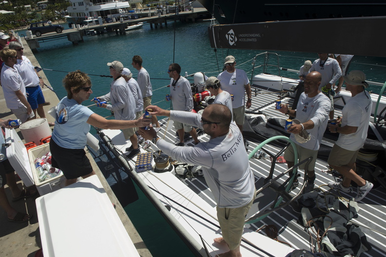 RORC Caribbean 600 volunteers hand out the beer!