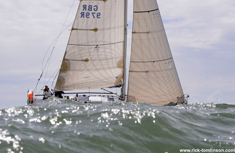 Mike Moxley's HOD 35, Malice, racing in the Two-Handed Class