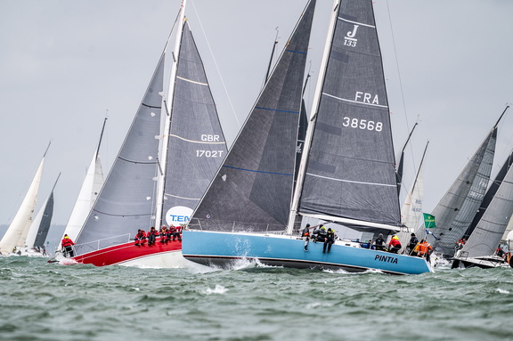 Ross Applebey's Oyster 48 Scarlet Oyster leads Pintia, Gilles Fournier and Corinne Migraine's J/133 (low res)