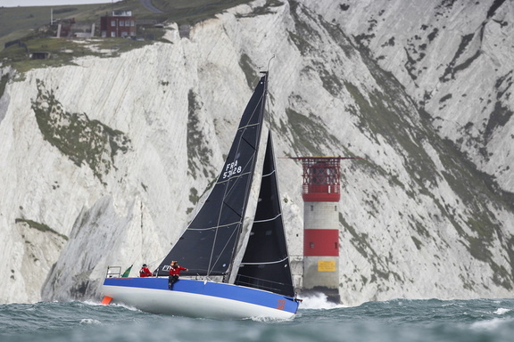 Léon, JPK 10.30 sailed by Alexis Loison and Guillaume Pirouelle