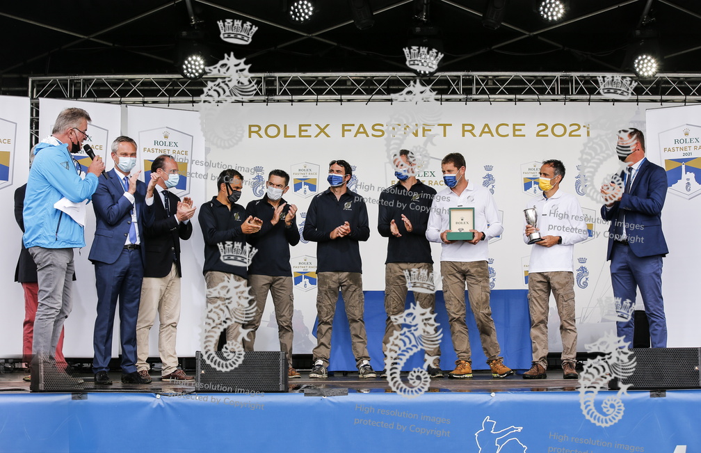 The team of Maxi Edmond de Rothschild at the Prize-giving