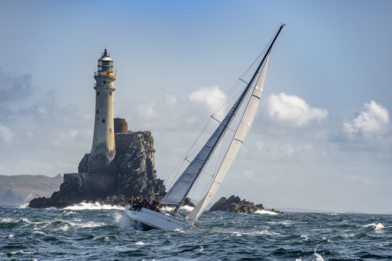 Merlin CSORC, First 40 sailed by Simon Zavad, rounds the Fastnet Rock
