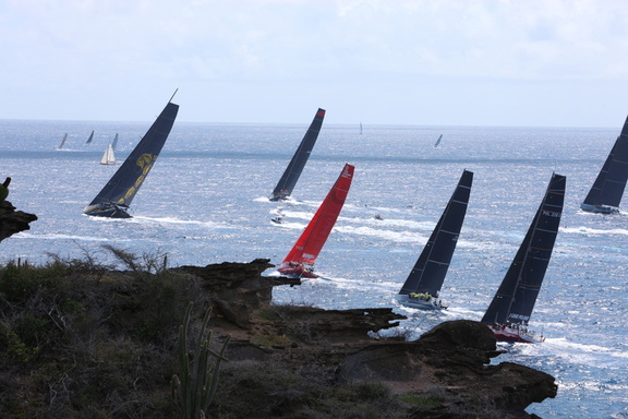 The largest boats in the fleet start the 600 mile race
