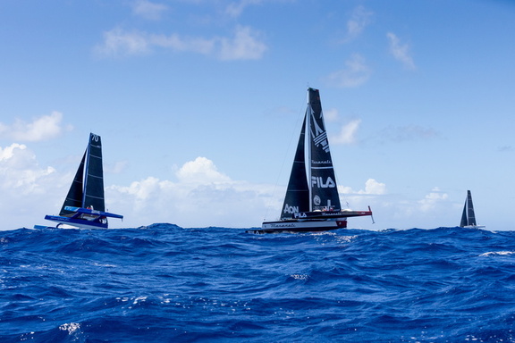 70-footer multihulls Giovanni Soldini's Maserati and Peter Cunningham's Powerplay and Jason Carroll's Argo in the distance