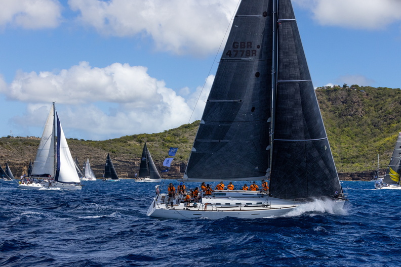 First 47.7 EH01 owned by Global Yacht Racing and skippered by Andy Middleton, amid the starters