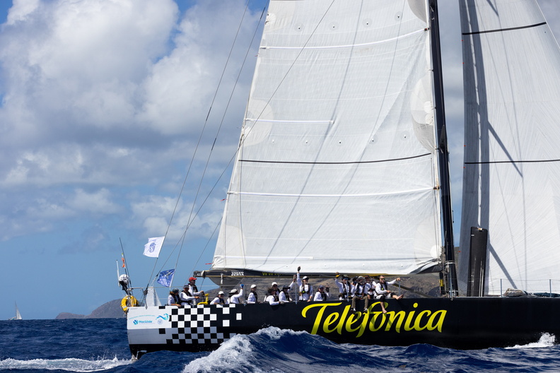 Telefonica Black, VO70 sailed by Lance Shepherd