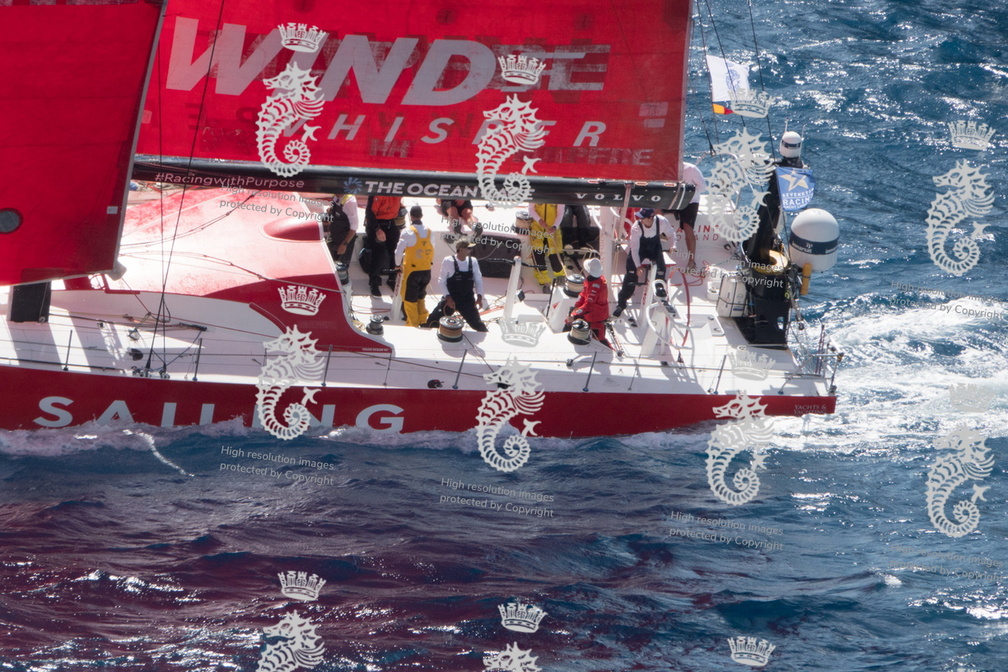 Groovederci Racing-Sailing proceed to the start
