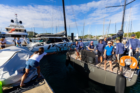 Yagiza's crew arrive back in Antigua