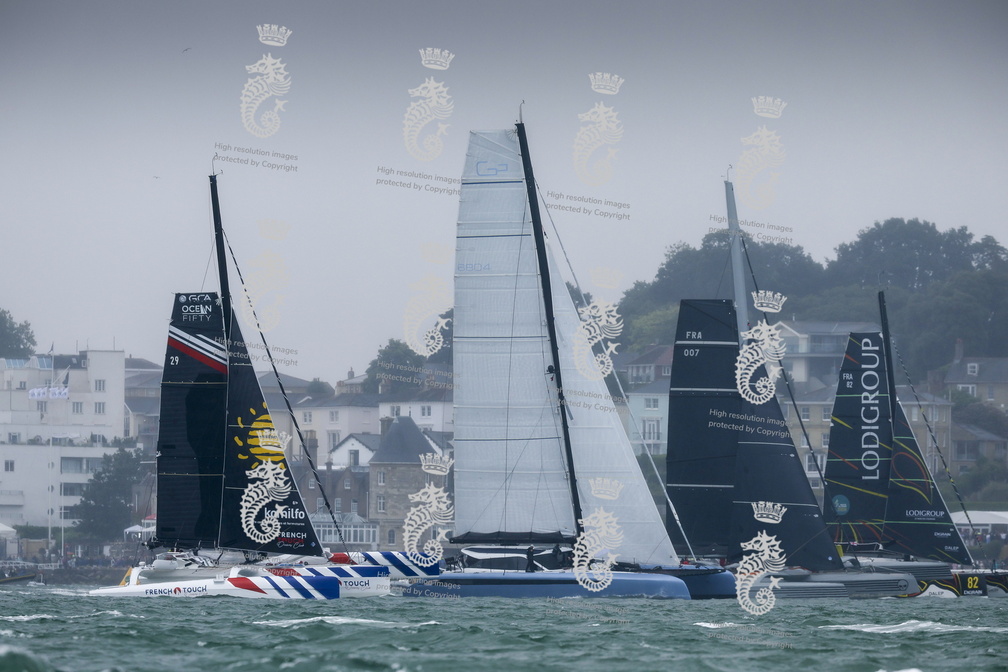 Multihull start: Lodigroup, Zoulou, Allegra and Ocean 50 French Touch Oceans Club, 