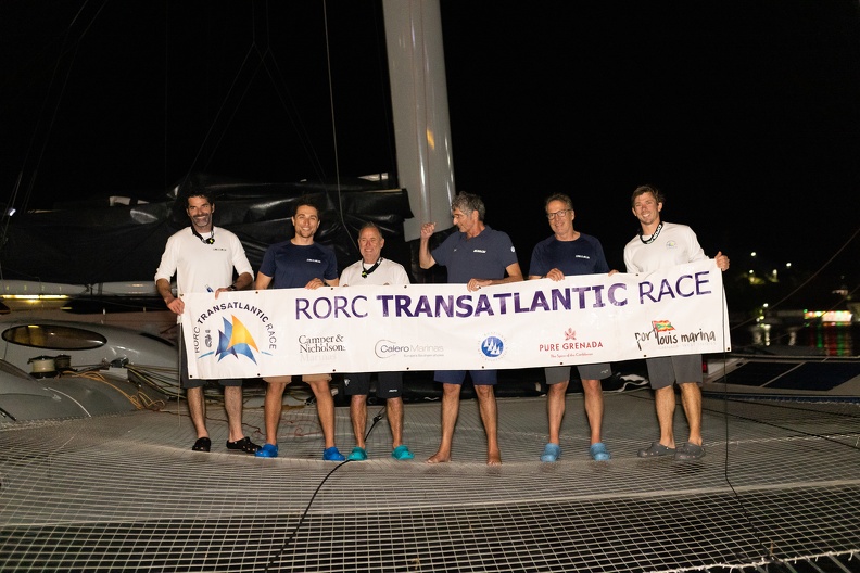 Zoulou crew pose for the race finish photo