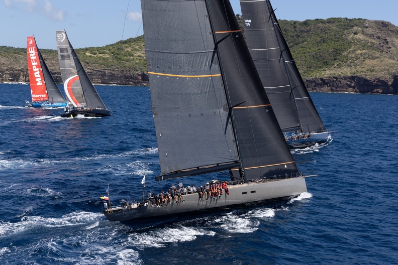 Leopard 3 leads Spirit of Malouen X, with Sisi and Ocean Breeze